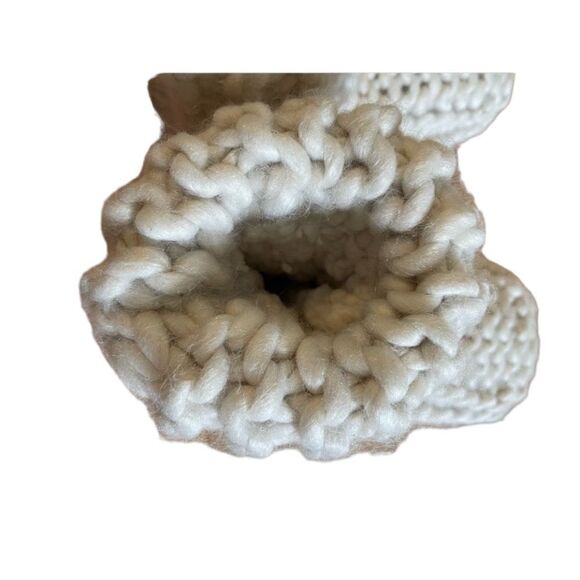 3 for $30! Used lemon knitted fuzzy slippers - Picture 4 of 6